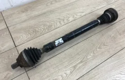 Привод передний правый для Volkswagen Passat 2006 года на фотографиях