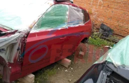 Дверь задняя правая для BMW X3 2006 года на фотографиях