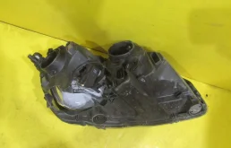 Фара левая для Skoda Rapid 2014 года на фотографиях