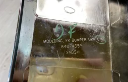 Молдинг переднего бампера левый для Mitsubishi Pajero Sport на фотографиях