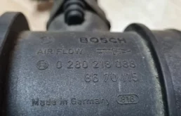 Датчик массового расхода воздуха для Volvo XC90 2012 года на фотографиях