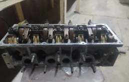 ГБЦ для Renault Logan 2004 года на фотографиях