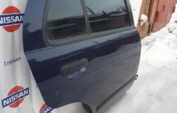 Дверь задняя правая для Nissan Almera 1998 года на фотографиях