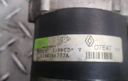 Стартер для Renault Fluence 2010 года на фотографиях