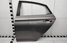 Дверь задняя (сдвижная) левая для Hyundai Solaris 2022 года на фотографиях