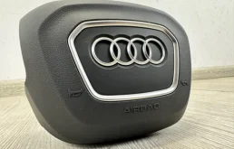 Подушка безопасности водителя для Audi Q7 на фотографиях