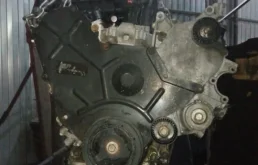 Двигатель без навесного для Chrysler 300C 2011 года на фотографиях