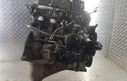 Двигатель без навесного для Mitsubishi L200 2009 года на фотографиях