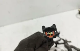 Проводка моторного отсека для Chevrolet Cruze на фотографиях