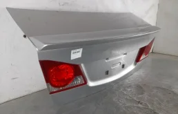 Крышка багажника для Honda Civic 2005 года на фотографиях