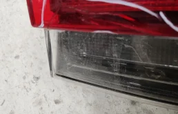 Фонарь внешний правый для Skoda Rapid 2025 года на фотографиях