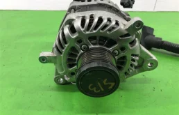 Генератор для Subaru Forester 2019 года на фотографиях