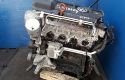 Двигатель для Skoda Rapid 2012 года на фотографиях