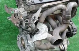 Двигатель без навесного для Peugeot 407 на фотографиях
