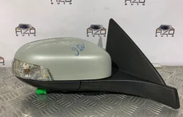 Зеркало заднего вида (в салоне) для Volvo C30 2009 года на фотографиях