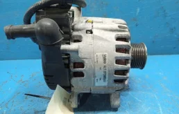 Генератор для Nissan Serena 2014 года на фотографиях