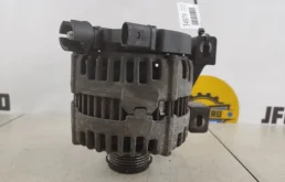 Генератор для Volvo C30 2007 года на фотографиях