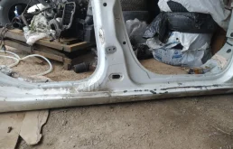 Порог правый для Renault Fluence L30 2009-2017