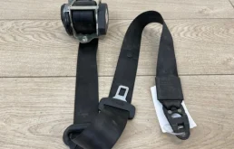 Ремень безопасности передний левый для Audi Q7 на фотографиях