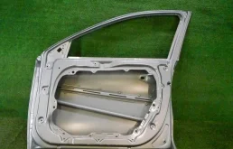 Дверь передняя правая для Kia Ceed 2019 года на фотографиях