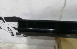 Двери для Toyota Alphard 2013 года на фотографиях