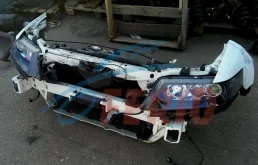 Фара левая для Honda Accord 2004 года на фотографиях