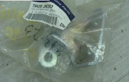 Стекла и зеркала для Hyundai i40 на фотографиях