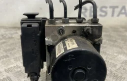 Блок ABS для Audi Q7 на фотографиях