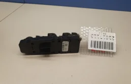 Блок управления стеклоподъемниками для BMW 5er 2008 года на фотографиях