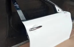 Дверь передняя правая для Infiniti M на фотографиях