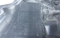 Фара правая для Ford Explorer 2012 года на фотографиях