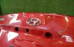 Дверь багажника для Hyundai Solaris 2016 года на фотографиях