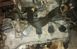 Двигатель для Nissan Primera 1999 года на фотографиях