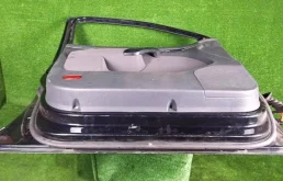 Дверь передняя левая для Volkswagen Touran 2008 года на фотографиях