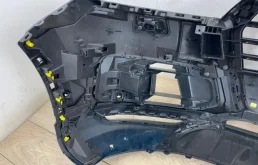 Усилитель переднего бампера для Audi Q7 на фотографиях