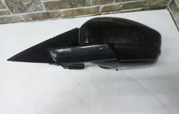 Стекла и зеркала для Land Rover Range Rover Evoque 2015 года на фотографиях