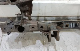 Задний подрамник для Mazda CX 7 на фотографиях