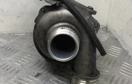 Насос охлаждающей жидкости ДВС(Помпа) для BMW 3er 2006 года на фотографиях