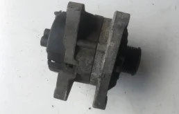 Генератор для Citroen Berlingo 1999 года на фотографиях