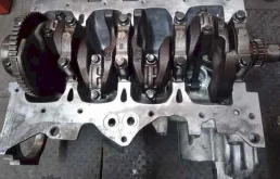 Двигатель без навесного для Kia Rio на фотографиях