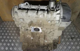 Двигатель без навесного для Volkswagen Polo 2018 года на фотографиях