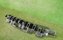 Кронштейн заднего бампера левый для Mercedes-Benz GL class на фотографиях