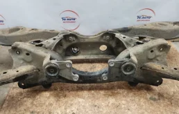 Задний подрамник для Mazda CX 5 на фотографиях