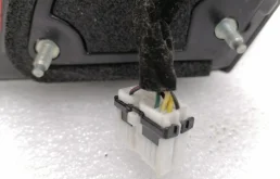 Стекла и зеркала для Hyundai i40 2011 года на фотографиях