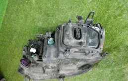 Фары для Volkswagen Touareg 2010 года на фотографиях