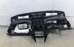 Подушка безопасности пассажира для Subaru Forester на фотографиях