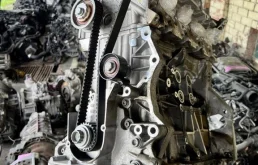 Двигатель без навесного для Volkswagen Polo 2018 года на фотографиях