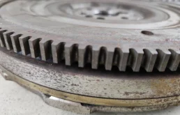 Маховик для Ford Kuga 2014 года на фотографиях