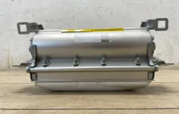 Подушка безопасности пассажира для Volkswagen Touareg на фотографиях