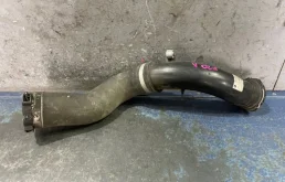 Патрубок радиатора верхний для BMW 3er на фотографиях